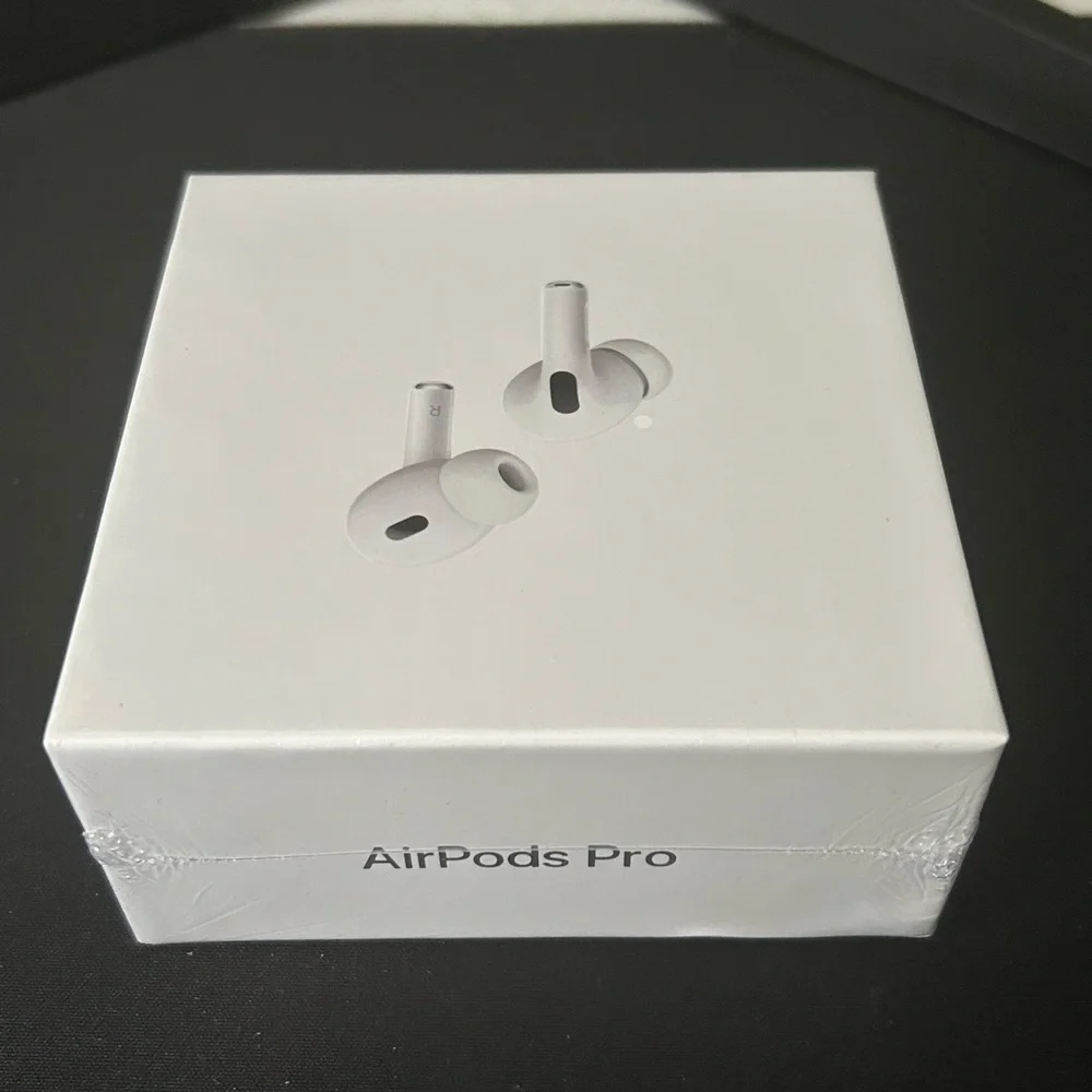 Apple AirPods Pro - Classic White